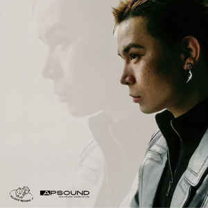 亚洲人撒尿特写HD
